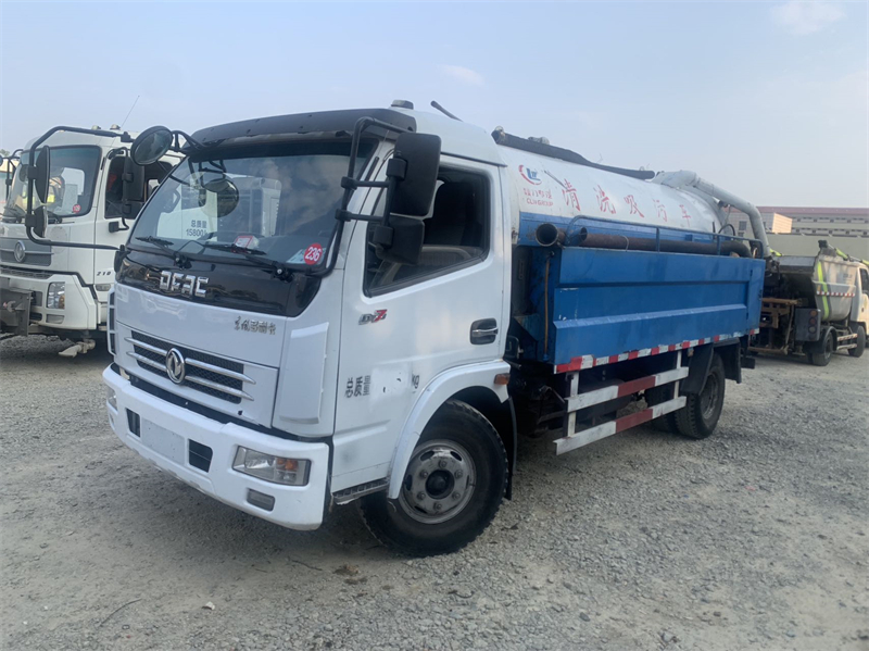 2019年國(guó)五東風(fēng)10方清洗吸污車